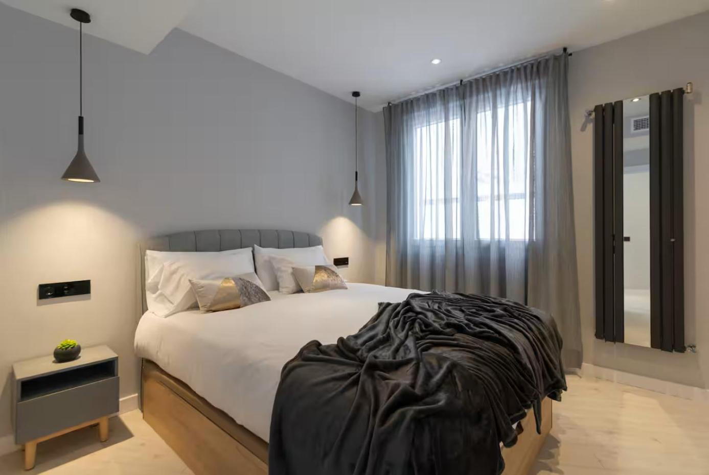 Central Gran Via Madrid Ngoại thất bức ảnh