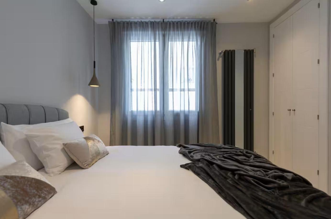 Central Gran Via Madrid Ngoại thất bức ảnh